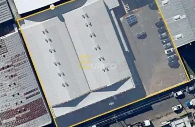 Galpão / Depósito / Armazém para venda em Chácaras Campos dos Amarais de 1800.00m²