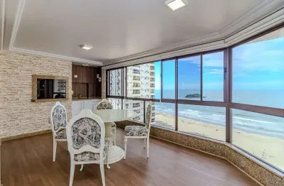 Apartamento para venda em Centro de 180.00m² com 4 Quartos, 2 Suites e 2 Garagens