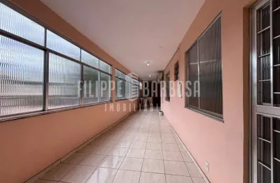 Casa para venda em Irajá de 86.00m² com 4 Quartos, 3 Suites e 3 Garagens