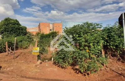 Terreno à venda no Centro, Rio Claro 