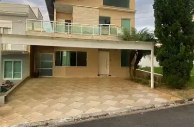 Casa para venda em Vila Moraes de 260.00m² com 3 Quartos, 3 Suites e 3 Garagens