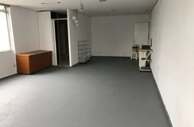 Sala comercial para alugar na Avenida Senador Vergueiro, 3195, Anchieta, São Bernardo do Campo