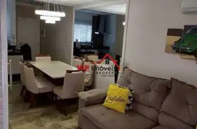 Casa para venda em Jardim Carolina de 111.00m² com 3 Quartos, 1 Suite e 2 Garagens