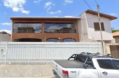 Sobrado para venda em Jardim Simus de 500.00m² com 4 Quartos, 4 Suites e 4 Garagens