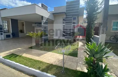 Casa de Condomínio para venda em Piracangaguá de 157.00m² com 3 Quartos e 1 Suite