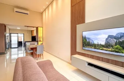 Casa de Condomínio para venda em Residencial Real Park Sumaré de 150.00m² com 3 Quartos, 1 Suite e 4 Garagens