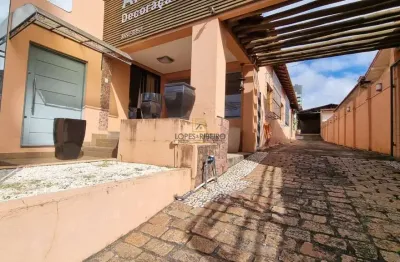 Prédio Comercial para venda em Centro de 326.00m² com 8 Quartos e 3 Garagens