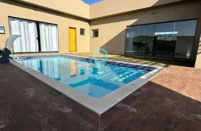 Casa para venda em Paranapanema  de 370.00m² com 3 Quartos, 3 Suites e 5 Garagens