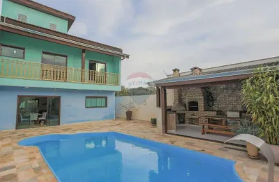 Sobrado para venda em Jardim Residencial Martinez de 254.00m² com 3 Quartos, 3 Suites e 4 Garagens