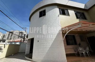 Casa para venda em Vila da Penha de 177.00m² com 4 Quartos, 1 Suite e 3 Garagens