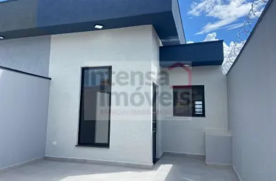 Casa para venda em Residencial E Comercial Cidade Jardim de 70.00m² com 2 Quartos, 1 Suite e 2 Garagens