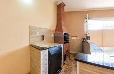 Casa para venda em Jardim Alto Da Colina de 130.00m² com 2 Quartos e 2 Garagens