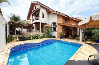 Sobrado para venda em Jardim Pagliato de 506.46m² com 3 Quartos, 3 Suites e 4 Garagens