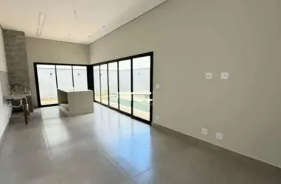 Casa de Condomínio para venda em Jardim São Francisco de 160.00m² com 3 Quartos e 1 Suite