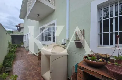 Casa para venda em Condomínio Vista Alegre de 173.00m² com 3 Quartos, 1 Suite e 2 Garagens