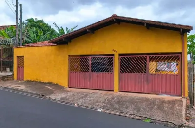 Casa para venda em Conjunto Habitacional De Interesse Social Rio Claro H de 200.00m² com 3 Quartos e 1 Suite