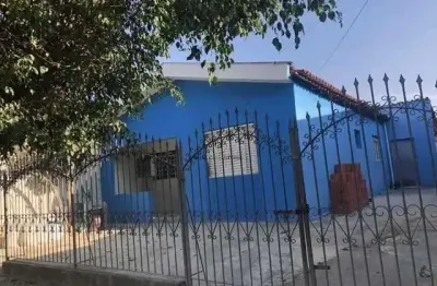 Casa para venda em Jardim Marco Antônio de 300.00m² com 3 Quartos e 3 Garagens
