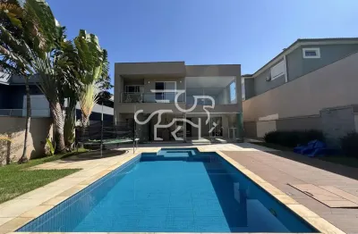 Casa de Condomínio para venda em Alphaville Residencial Um de 338.00m² com 4 Quartos, 2 Suites e 4 Garagens