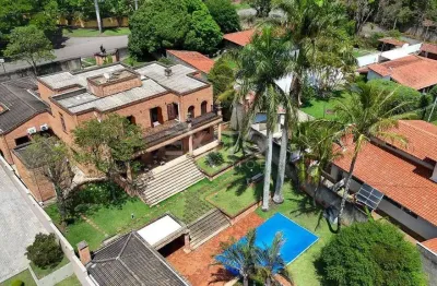Casa para venda em Chácara Malota de 679.00m² com 6 Quartos, 4 Suites e 4 Garagens
