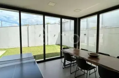 Casa para venda em Horto Florestal de 305.00m² com 3 Quartos, 3 Suites e 2 Garagens