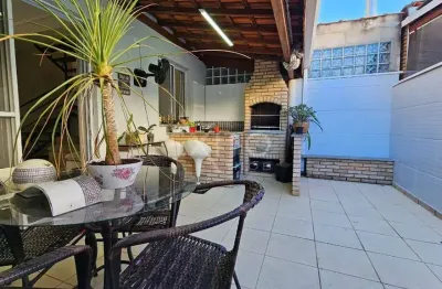 Casa para venda em Jardim Shangai de 82.00m² com 3 Quartos, 1 Suite e 2 Garagens