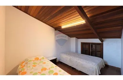 Chácara para venda em Piracaia de 366.86m² com 2 Quartos, 2 Suites e 3 Garagens