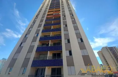 Apartamento para alugar em Centro de 80.00m² com 3 Quartos, 1 Suite e 1 Garagem