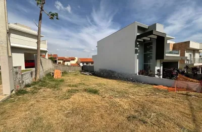 Terreno en Condomínio para venda em Condomínio São Domingos de 300.00m²