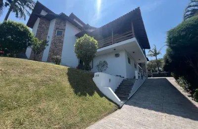 Casa de Condomínio para venda e aluguel em Condomínio Marambaia de 480.00m² com 4 Quartos, 2 Suites e 4 Garagens