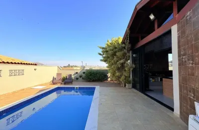 Casa de Condomínio para venda em Condomínio Residencial Terras Do Caribe de 265.00m² com 3 Quartos, 1 Suite e 4 Garagens