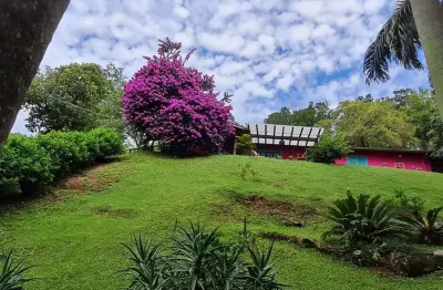 Chácara para venda em Morro Das Pedras de 470.00m² com 3 Quartos, 3 Suites e 8 Garagens