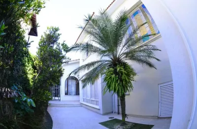 Casa de Condomínio para venda em Condomínio Chácara Flora de 540.00m² com 5 Quartos, 4 Suites e 4 Garagens