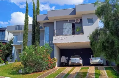 Casa para venda em Bosque de 265.00m² com 3 Quartos, 3 Suites e 4 Garagens