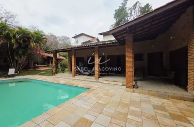 Casa para alugar em Marambaia de 391.00m² com 4 Quartos, 1 Suite e 5 Garagens