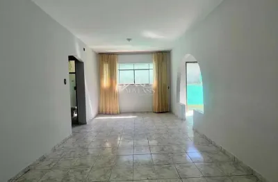 Sobrado para venda em Dos Casa de 332.00m² com 4 Quartos e 1 Garagem