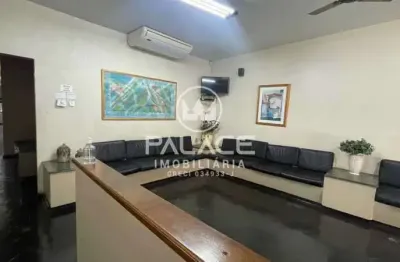 Prédio Comercial para alugar em Cidade Alta de 50.00m² com 1 Quarto, 1 Suite e 3 Garagens