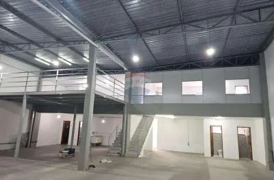Galpão / Depósito / Armazém para alugar em Vila Santa Libânia de 400.00m² com 8 Garagens