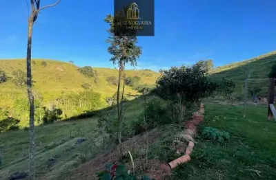 Chácara para venda em Registro de 180.00m² com 3 Quartos, 1 Suite e 10 Garagens