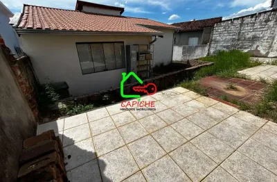 Casa para venda em Centro de 340.00m² com 3 Quartos e 4 Garagens