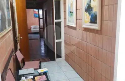 Sala comercial à venda na Rua Xavier de Toledo, Centro, Santo André