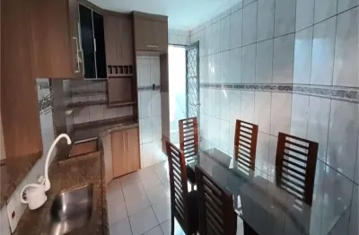 Casa para venda em Jardim Zaira de 300.00m² com 2 Quartos, 1 Suite e 2 Garagens