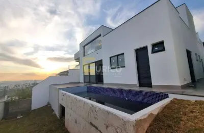 Casa de Condomínio para venda em Condomínio Portal do Jequitibá de 200.00m² com 3 Quartos, 3 Suites e 4 Garagens
