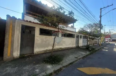 Casa para venda em Campinho de 708.00m² com 3 Quartos e 3 Garagens