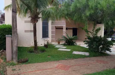 Casa de Condomínio para alugar em Jardim Imperador de 232.00m² com 3 Quartos, 1 Suite e 4 Garagens