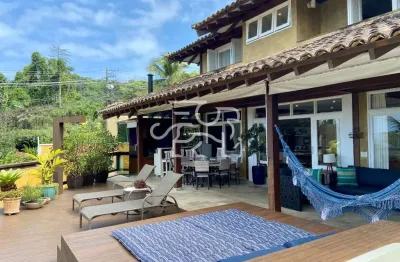 Casa de Condomínio para venda e aluguel em Juquehy de 380.00m² com 5 Quartos, 5 Suites e 3 Garagens