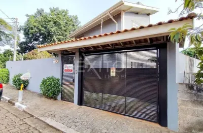 Casa com 3 quartos à venda no Centro, Jarinu 