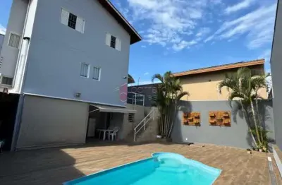 Casa para venda em Jardim São Vicente de 176.00m² com 3 Quartos, 1 Suite e 5 Garagens