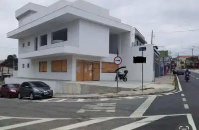 Prédio Comercial para venda e aluguel em Vila Santa Rita de 562.00m² com 3 Garagens
