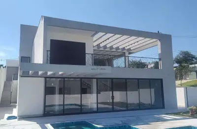 Casa de Condomínio para venda em Jardim Novo Mundo de 1028.42m² com 3 Quartos, 3 Suites e 2 Garagens