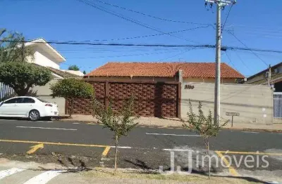 Casa para alugar em Jardim Francisco Fernandes de 520.00m² com 6 Quartos e 3 Garagens